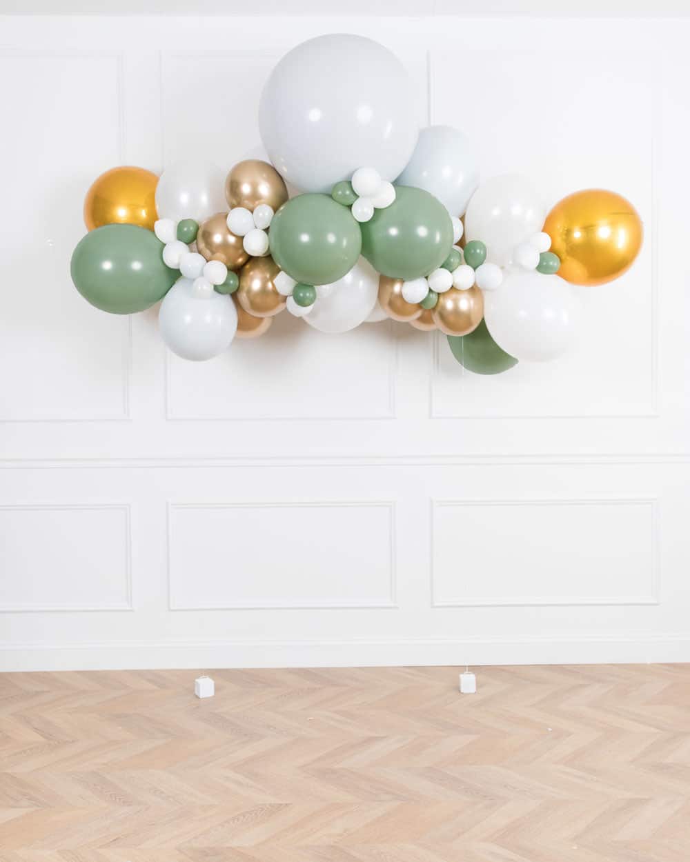 Botanical – Floating Balloon Arch – 5ft | Rental