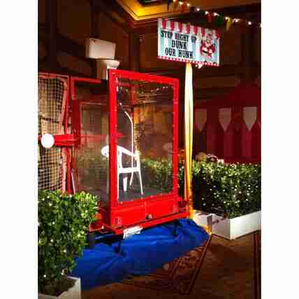 Dunk Tank – Royal Flush Game | Rental Dunk Tank – Royal Flush Game | Rental